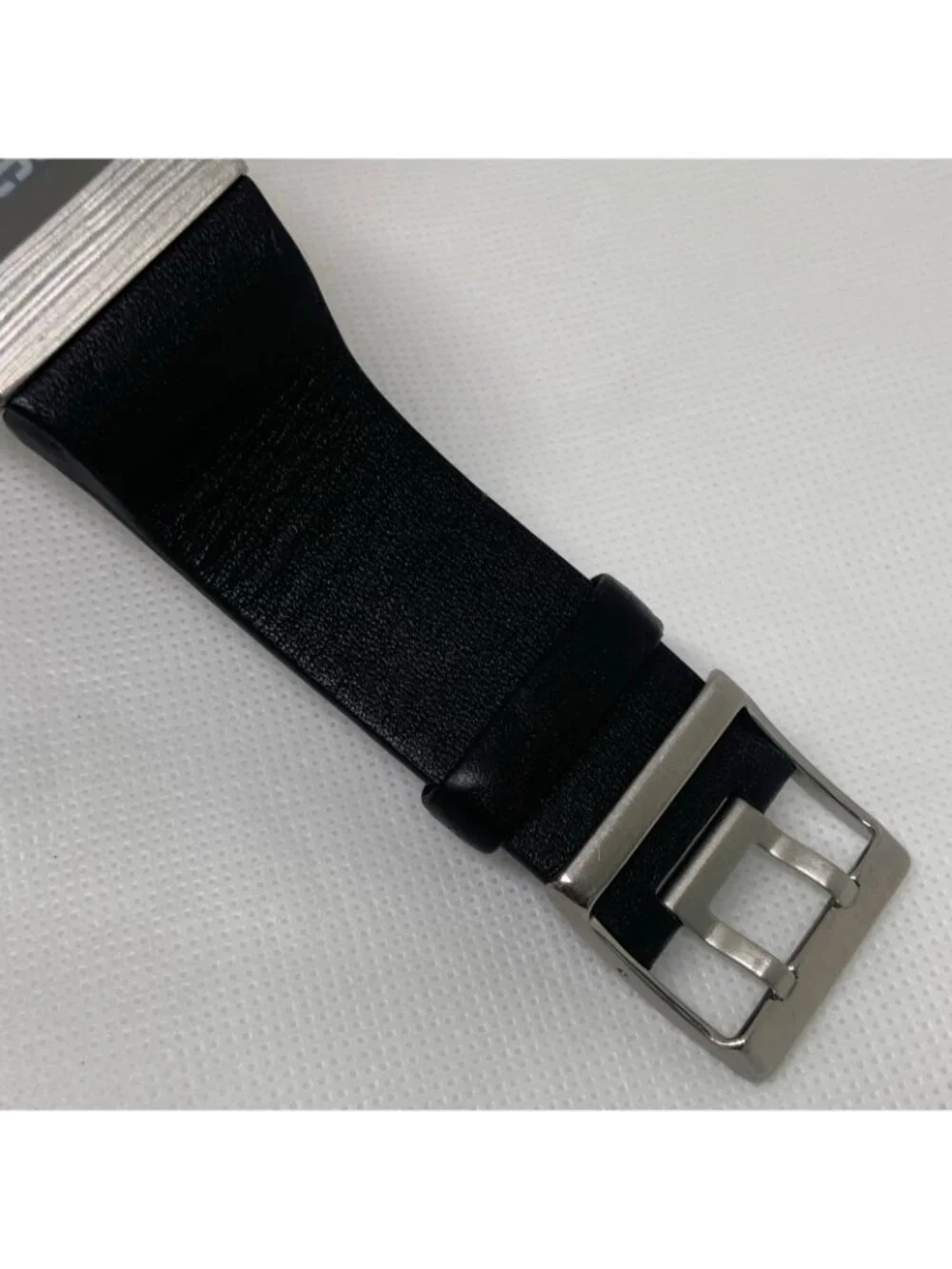 Phosphor World Time WC03 E-ink Original men digital watch 50MWR running